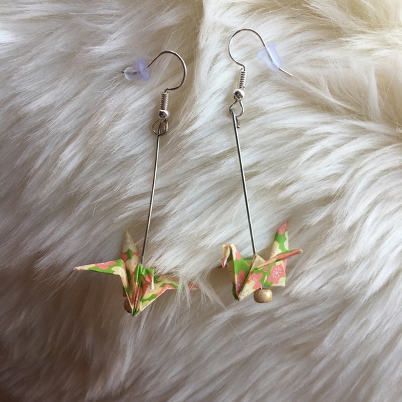 Origami crane earrings - Picture 2 of 2